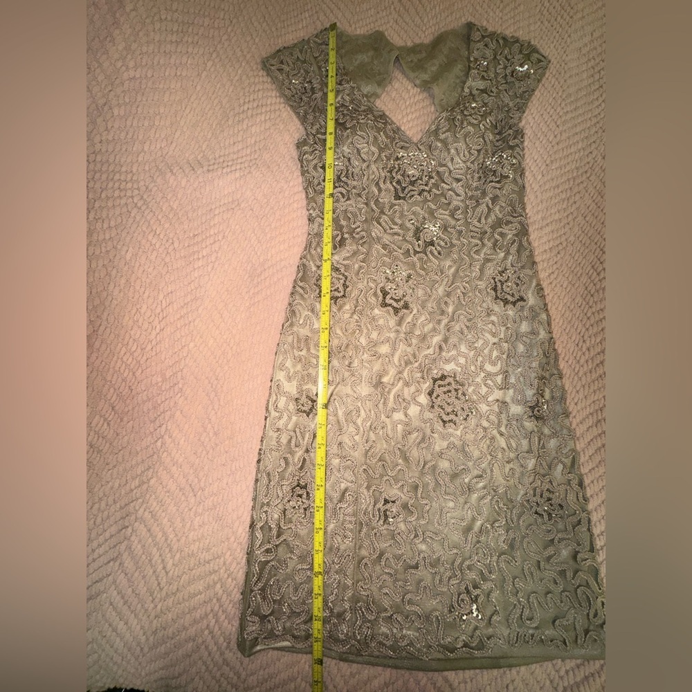Sue Wong Nocturne Gold Embroidered Sequin Cutout Back Cocktail Dress Size 4 - Picture 7 of 15